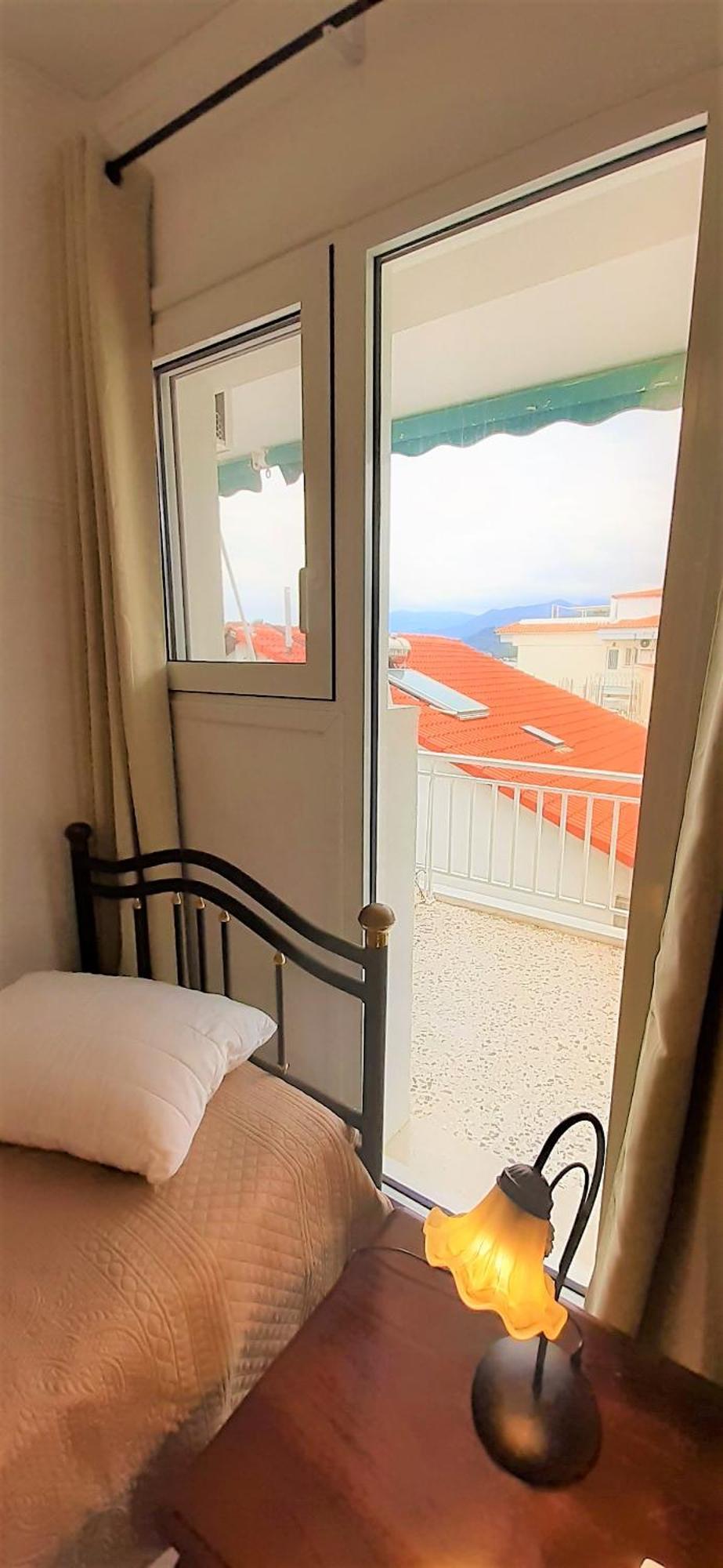 Appartement Mondo Cosseri Akrata Extérieur photo