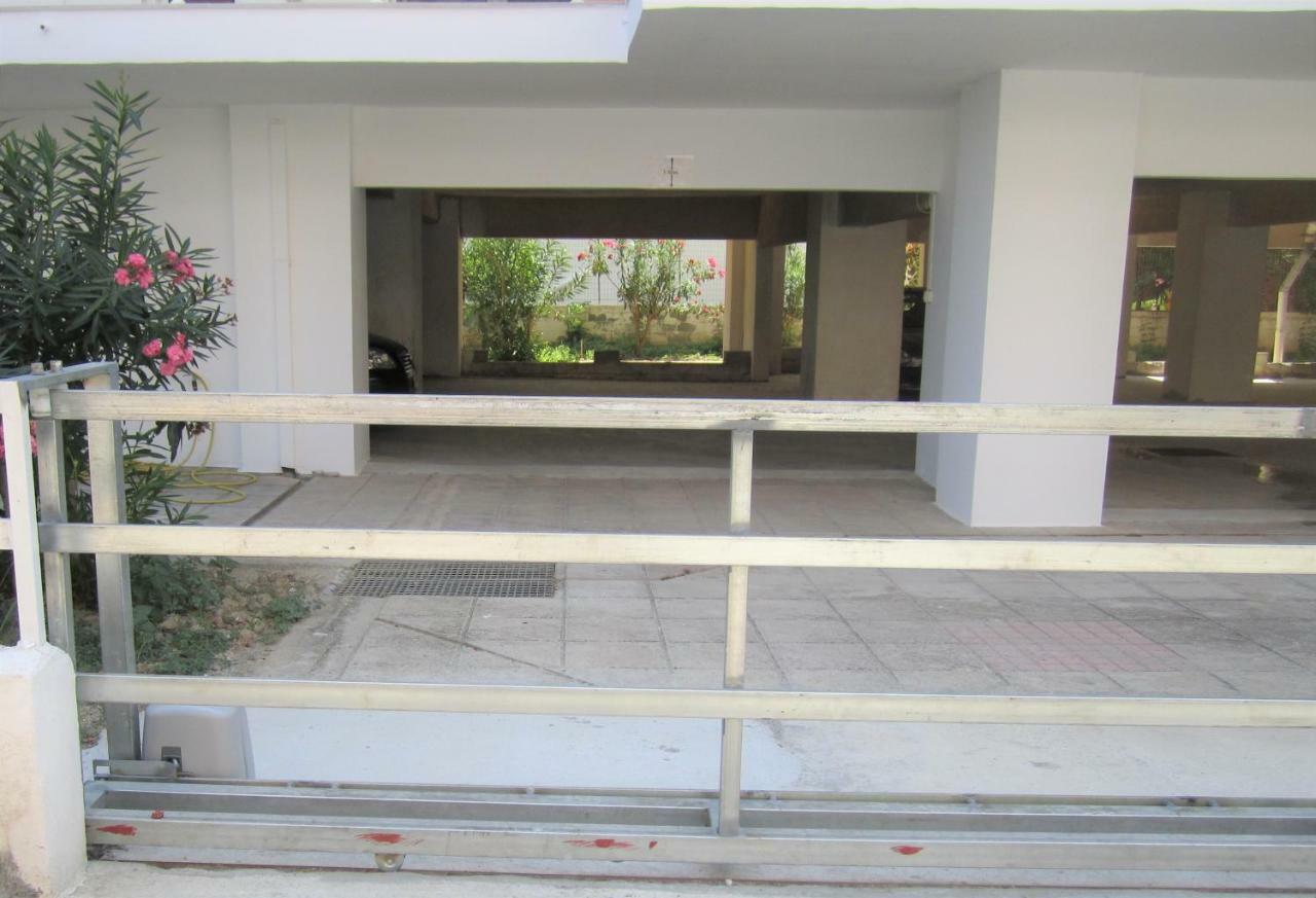 Appartement Mondo Cosseri Akrata Extérieur photo